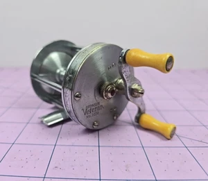 Vintage Bronson Veteran No. 1010 alte klassische Angelrolle - Bild 1 von 7