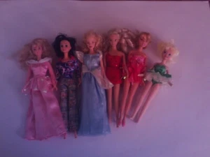 Mattel Disney doll Lot of 6 each - Picture 1 of 1