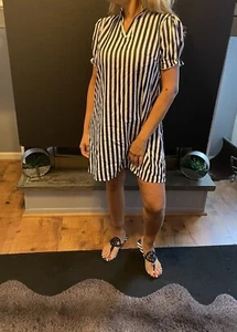 Women Dress - Picture 1 of 5