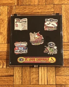 2006 World Series Champion St. Louis Cardinals Limited Edition Commemorative Pin - Picture 1 of 11