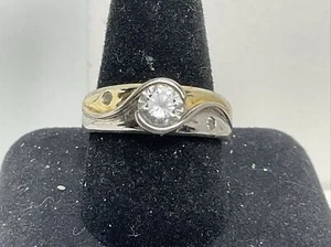 925 Sterling Silver Size 8 Round Cut CZ Cluster Ring 3.8 Grams 2 Tone Color - Imagen 1 de 7