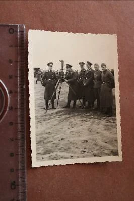 tolles altes Foto Soldaten Luftwaffe - Ausbildung ? Scherenfernrohr - Bild 1 von 4