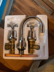Chrome full turn goose neck basin set - Picture 1 of 3