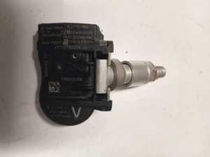 USED Tire Pressure Sensor TPMS 40700-3AN0A For Nissan Frontier Versa 315mhz OEM - Picture 1 of 3