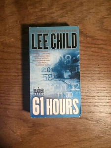 61 Hours- A Jack Reacher Novel - Paperback By Child, Lee - GOOD - Foto 1 di 4