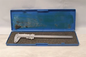 Fowler - 52-058-016 - Vernier Caliper With 0-8"/200MM Measuring Range - #17146 - Picture 1 of 6