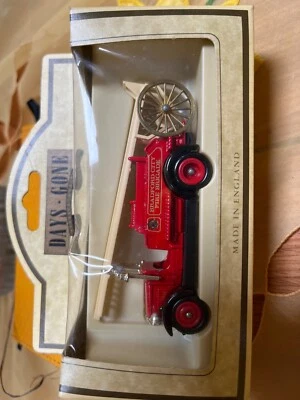 Lledo Days Gone 1934 Dennis Fire Engine Bradford City Fire Service - Image 1 of 2