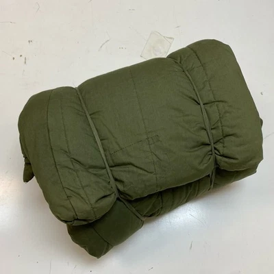 U.S ARMY Military Intermediate Cold Weather Sleeping Bag Insulation - Image 1 of 4