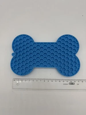 Dogs Silicone Lick Mats Pet Lick Food Feeding Mat for Dogs Cat - Image 1 of 4