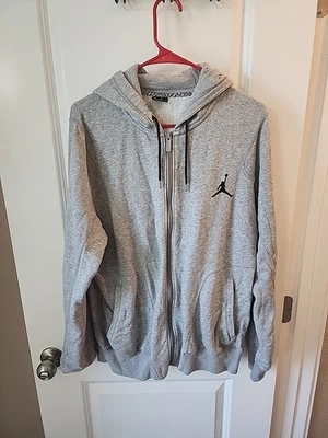 Sudadera con Capucha Jumpman Bordada Marca Jordan De Colección Y2K Gris Talla M Mediana  Foto 1 de 4