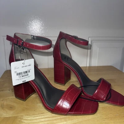 Sandalias para mujer Worthington Becklyn rojas talla 7,5 M tacón bloque correa para el tobillo nuevas en caja Foto 1 de 4