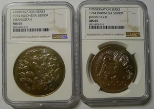 Indonesia 2000 y 5000 rupias 1974 plata NGC MS65 javan tigre y orangután - Imagen 1 de 6