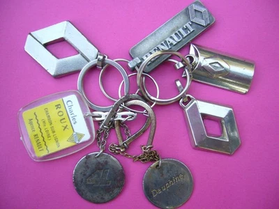 Lot 7  Porte clés - Automobile    RENAULT  LOGO Garages   4L  Dauphine - Photo 1/3