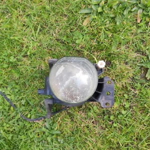 BMW 3 5 6 Series E60 E61 E63 E64 E90 E91 Front Fog Lights Lamp Right O/S 6910792 - Picture 1 of 4