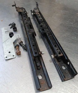 BMW X5 2003 OE LEFT FRONT DRIVER LH LF SEAT TRACK SLIDE 52-10-7-111-869-TRK 4Q - Picture 1 of 16