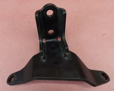 Suporte de montagem superior do motor Yamaha Road Star XV1700 2002-2009 - Imagem 1 de 4