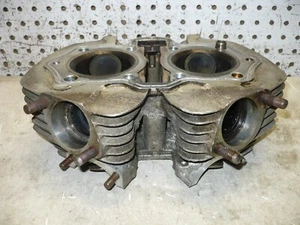 YAMAHA 1976 73 76 83 XS650 TX650 TX 650 XS 650 CONJUNTO DE VÁLVULAS DE CULATA OEM - Imagen 1 de 24