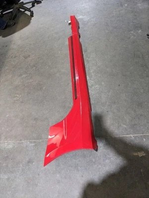 2016-2024 CHEVROLET CAMARO RIGHT PASS SIDE SKIRT ROCKER PANEL RED OEM 1177727 - Image 1 of 4