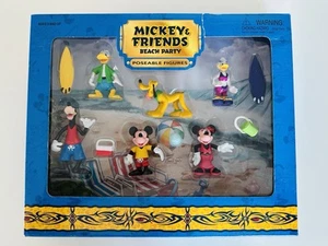 MICKEY & FRIENDS BEACH PARTY POSEABLE FIGURES SET WALT DISNEY PARKS AND RESORTS - Picture 1 of 6