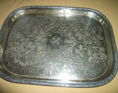 VINTAGE (ASIAN?) HEAVY QUALITY BRASS TRAY  WITH ORNATE ETCHED SURFACE & SURROUND - Image 1 of 4