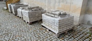 Beton Pflastersteine gebraucht 20 x 10 x 8 cm - Bild 1 von 3
