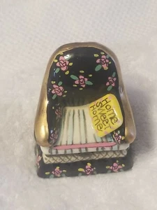 HOME SWEET HOME BLACK FLORAL PORCELAIN CHAIR HINGED TRINKET BOX + HIDDEN CUSHION - Picture 1 of 8