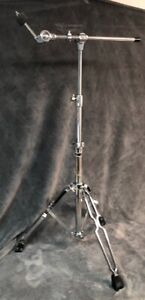 Pearl 4 pc boom cymbal stand. Solid, double braced. Very nice condition!
