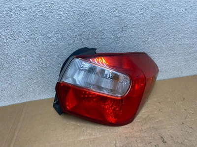 Luz trasera lateral del pasajero derecho Subaru Impreza Crosstrek 2012-2016 OEM V5713 DW Foto 1 de 4