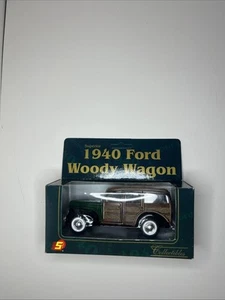 1940 FORD WOODY WAGON SUPERIOR COLLECTIBLES - 1 43 DIE-CAST UNPUNCHED - Picture 1 of 2