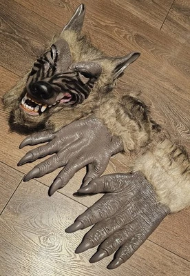 Werewolf Cosplay Costume Halloween Wolf Head Mask and Claw Gloves Set - Image 1 of 4