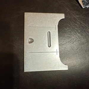 Bed Slide Plate for Singer 9018,9020,9022, 9027,9030,9044,9110,9130,9210,9323,93 - Picture 1 of 2