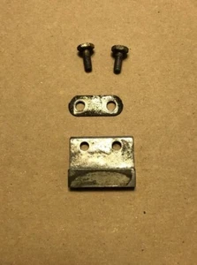 Stop Lug 0442506-8, Lug Safety 0442506-9 for Cessna 172 Aircraft - Picture 1 of 12