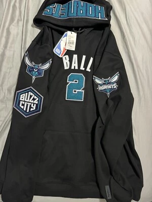 Hombre Charlotte Hornets LaMelo Ball Pro Estándar Negro Equipo Jugador Pull Over Foto 1 de 2