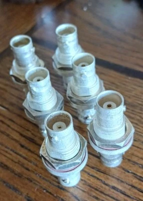QTY=6 UG492A/U CONNECTOR COAX BNC JACK BULKHEAD 50 OHM 31-3220 SHIPS $3 - Image 1 of 2