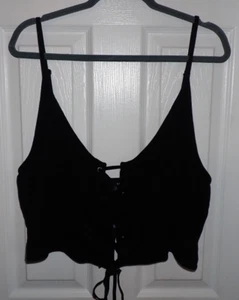 Canotta Torrid taglia 5 (taglia 5X) crop cami nera stringata davanti spalline spaghetti - Foto 1 di 7