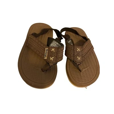 Sandalias de goma con correa trasera marrón chanclas Maui Island Shoes 8 niños pequeños Foto 1 de 4