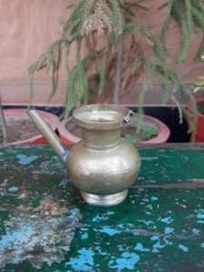 Vintage Brass Made Bulbous Body Jainism Religious Worship Water Pot With Spout - Picture 1 of 7