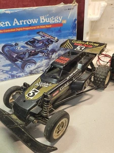 Vintage 1988 Radio Shack Golden Arrow RC buggy - Picture 1 of 8