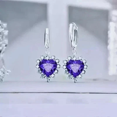 Pendientes tipo argolla colgantes para mujer 3 quilates corazón zafiro simulado enchapado en oro blanco de 14 k Foto 1 de 4