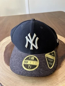 New Era 59fifty New York Yankees Fitted Hat 7 1/2 Low Profile Gray Bill - Bild 1 von 9