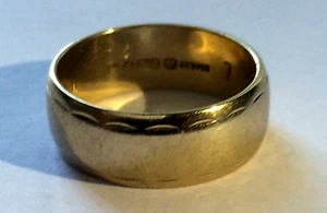 9CT YELLOW GOLD VINTAGE WEDDING RING/BAND, ( LONDON 1975 ) SIZE L. 3.82,GRAMS - Picture 1 of 4