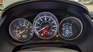 Cuadro de instrumentos deportivo Mazda 6 calibre centro de mensajes 64 k millas 14 15 16 17 - Imagen 1 de 5