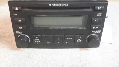 Hyundai Entourage 2007 radio AM-FM CD 996140-4D100VA Foto 1 de 4