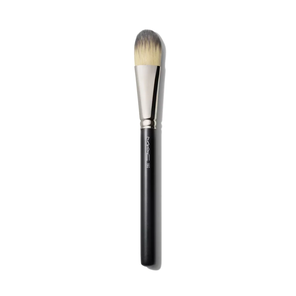 MAC 190 Foundation Brush - Image 1 of 4
