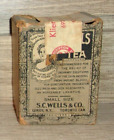Ancienne boîte de petite taille des années 1910 S. C. Wells & Co Leroy NY KARLS TEA A COMPOUND