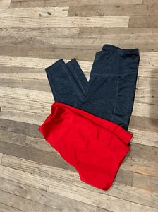 Bundle of activewear leggings and shorts size small - Picture 1 of 8