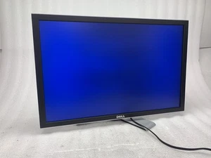 Dell 3007WFPt 30-inch UltraSharp Widescreen LCD Monitor USB Hub SD DVI-D YW258 - Picture 1 of 7