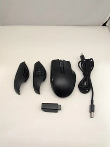Razer Naga Pro Wireless Gaming Mouse Interchangeable Plates RGB Lighting Z4 #80 - Picture 1 of 6