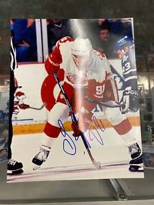 Sergei Fedorov signed Detroit Red Wings 8x10 Photo