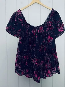 Torrid Top 1X Black Pink Floral Burnout Velvet Puff Sleeve Tiered Babydoll - Picture 1 of 6